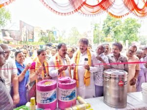 Read more about the article ଜିଲ୍ଲା ଠିକାଦାର ସଂଘ ପକ୍ଷରୁ ଜଳଛତ୍ର ଶୁଭାରମ୍ଭ, ବଣ୍ଟାଗଲା ଦହି ପଣା