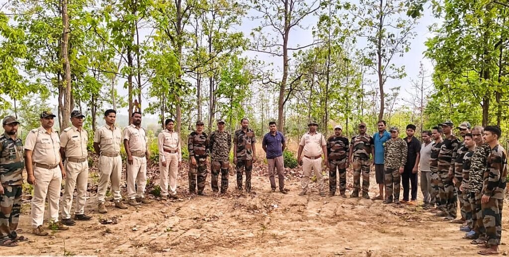 ‘ଜୀବେଦୟା’ କାର୍ଯ୍ୟକ୍ରମରେ ବ୍ୟାପକ ଚଢ଼ାଉ: ଅନୁଗୁଳ ବନଖଣ୍ଡ ପକ୍ଷରୁ କମ୍ବିଂ ଅପରେସନ