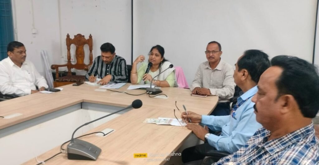+୨ ବିଜ୍ଞାନ ପାଠ୍ୟପୁସ୍ତକ ବଣ୍ଟନ ଓ ଶିକ୍ଷକ ପ୍ରଶିକ୍ଷଣ କର୍ମଶାଳା ଆୟୋଜିତ