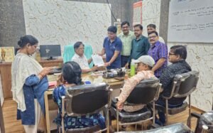 Read more about the article ମୁଖ୍ୟମନ୍ତ୍ରୀଙ୍କୁ ଜିଲ୍ଲା ଫାର୍ମାସି ଅଧିକାରୀ ସଂଘର ଦାବି ପତ୍ର