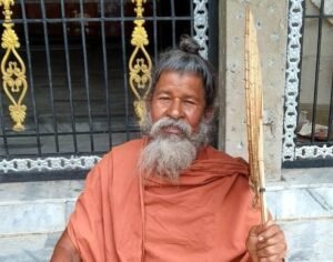 Read more about the article ଅଙ୍ଗାରବନ୍ଧ ମହିମା ଧାମରେ ଶୋକ: ନଦୀରେ ବୁଡ଼ି ଆଖି ବୁଜିଲେ ୯୦ ବର୍ଷୀୟ ତ୍ୟାଗୀ ସୁରେନ୍ଦ୍ର ଦାସ