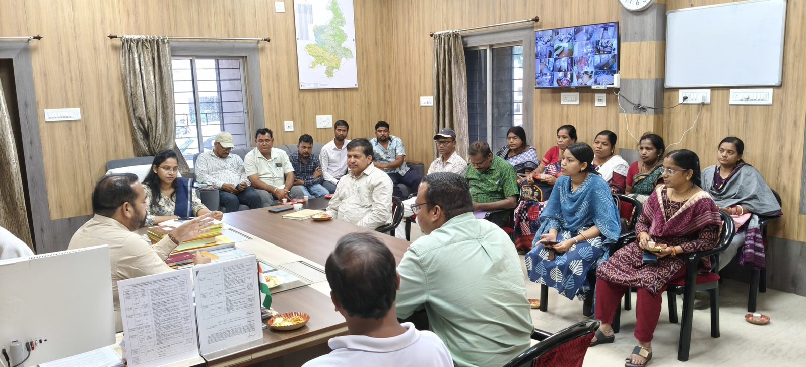 You are currently viewing ଚାଷୀଙ୍କ ପାଇଁ ଏଗ୍ରି-ଷ୍ଟାକ୍ ପୋର୍ଟାଲ୍‌ରେ ନାମଲେଖା ବାଧ୍ୟତାମୂଳକ; ସାର କଳାବଜାରୀ ଉପରେ ରହିବ ତହସିଲଦାରଙ୍କ ନଜର