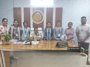 Read more about the article ଥାନା ପରିଦର୍ଶନ କଲେ ଅନୁଗୁଳ କଲେଜ ଛାତ୍ରଛାତ୍ରୀ; ପୋଲିସ କାର୍ଯ୍ୟପ୍ରଣାଳୀ ଜାଣିଲେ, ଦୂର ହେଲା ଭୟ ଓ ଦ୍ୱନ୍ଦ୍ୱ