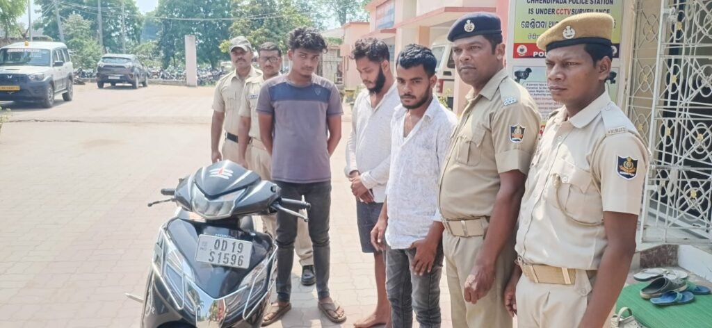 ବ୍ରାଉନସୁଗାର ଚାଲାଣ ବେଳେ ୩ ଗିରଫ: ୧୩ ଗ୍ରାମରୁ ଅଧିକ ଜବତ