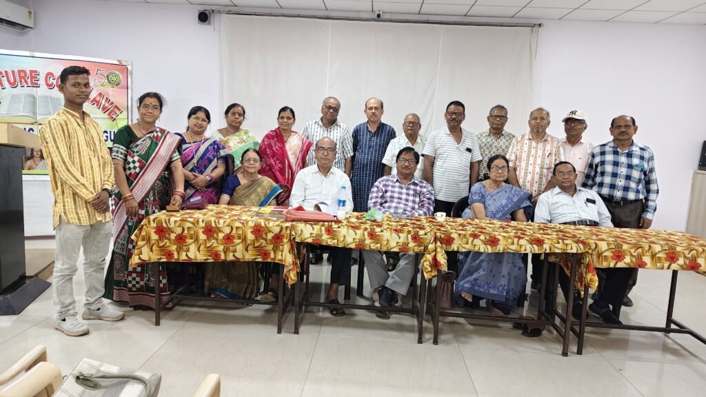 ଶାନ୍ତନୁ ସର ହେଲେ ସାହିତ୍ୟ ସଂସଦ ସଭାପତି