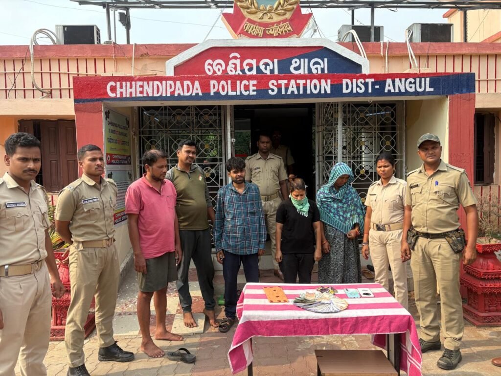 ଅନୁଗୋଳରେ ବ୍ରାଉନସୁଗାର କାରବାର ବେଳେ ୫ ଗିରଫ: ଜବତ ହେଲା ନଗଦ ଟଙ୍କା ଓ ବାଇକ୍