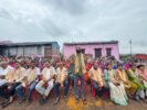 ଠିକା ଶ୍ରମିକଙ୍କ ନିଯୁକ୍ତି ଦାବିରେ ଆନ୍ଦୋଳନ, ସାମିଲ ହେଲେ ବିଧାୟକ