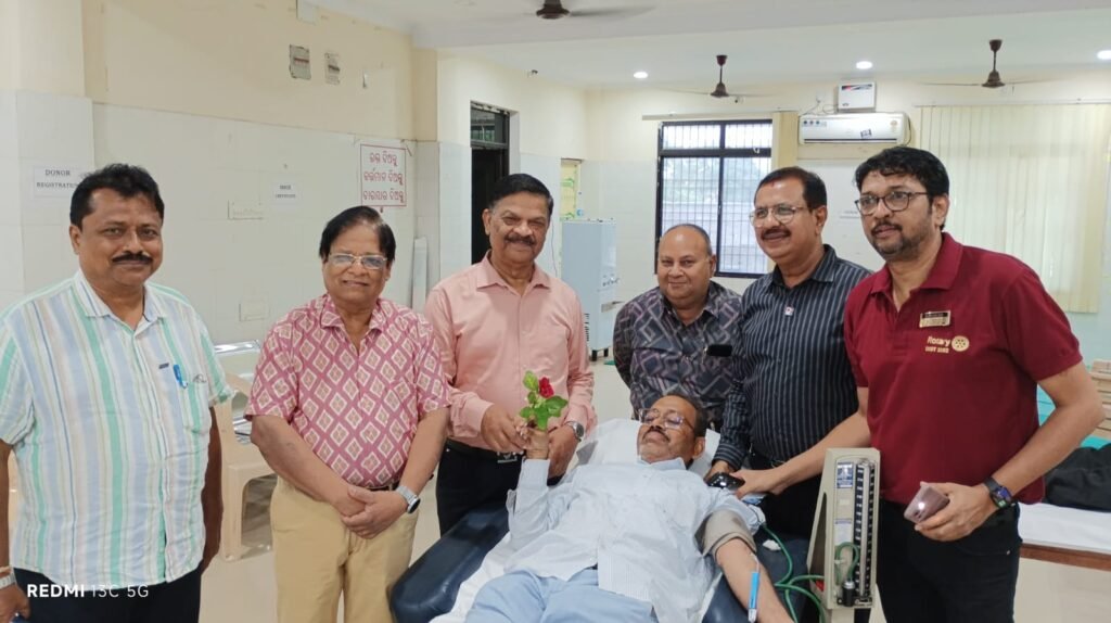 ଡାକ୍ତର ଦିବସରେ ରକ୍ତଦାନ ଶିବିର