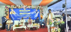 Read more about the article ପୂର୍ବ ଓ ପଶ୍ଚିମ ଓଡ଼ିଶାକୁ ଯୋଡ଼ିଲା ପୁରୀ-କୋରାପୁଟ ଏକ୍ସପ୍ରେସ: ଅନୁଗୋଳ ଓ ତାଳଚେର ଷ୍ଟେସନରେ ଭବ୍ୟ ସ୍ୱାଗତ