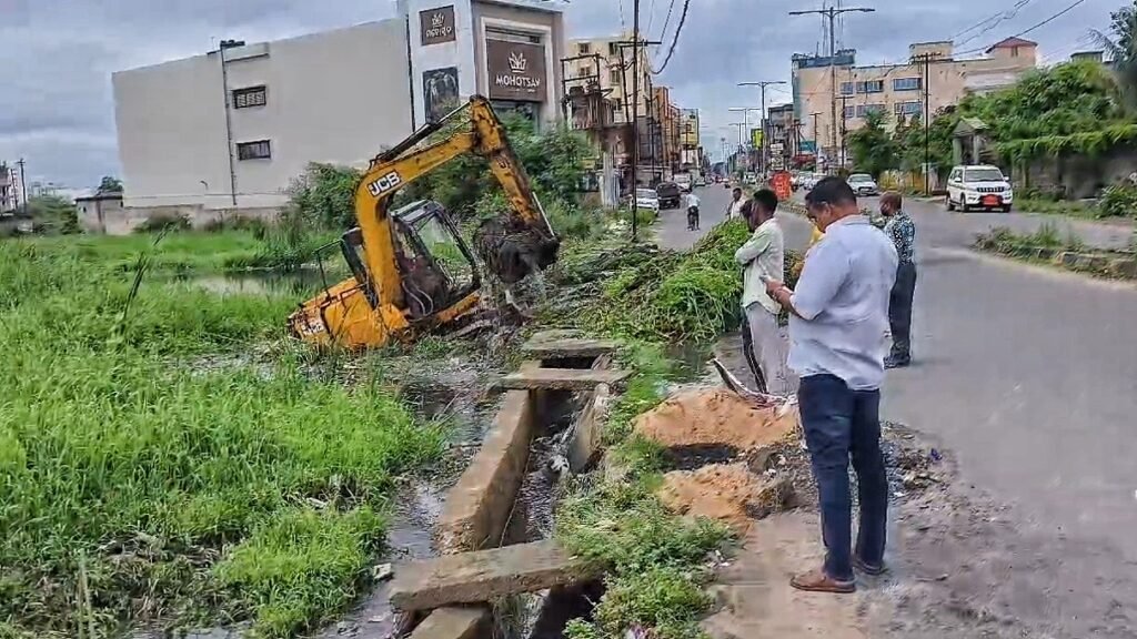 ଜଳପ୍ଲାବିତ ଅଞ୍ଚଳରେ ପୌରପାଳିକାର ତତ୍ପରତା