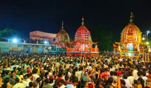 Read more about the article ବାହୁଡ଼ିଲେ କଳା ସାଆନ୍ତ ଭାଇ ଭଉଣୀଙ୍କୁ ଘେନି