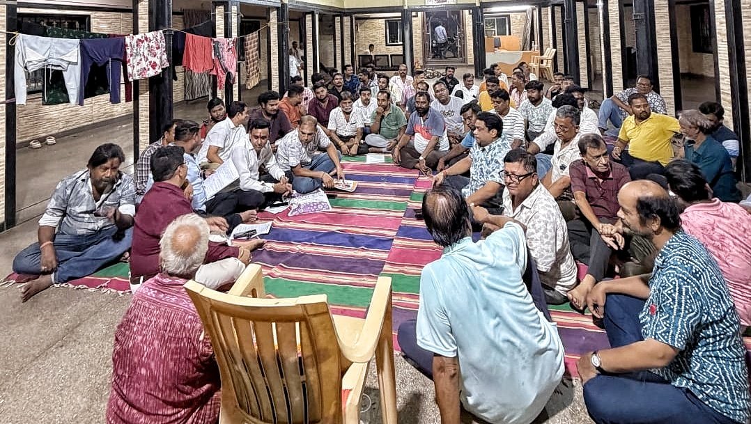 You are currently viewing ଲକ୍ଷ୍ମୀ ବଜାର ଗଜଲକ୍ଷ୍ମୀ ପୂଜା ନିମନ୍ତେ ପ୍ରସ୍ତୁତି ବୈଠକ