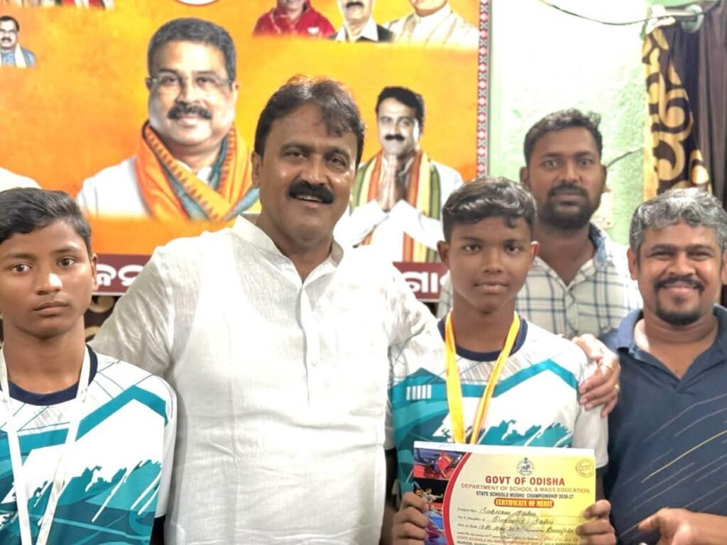 ରାଜ୍ୟସ୍ତରୀୟ ଉଷୁ ପ୍ରତିଯୋଗିତାର କୃତୀ ଛାତ୍ରଙ୍କୁ ସମ୍ବର୍ଦ୍ଧନା, ବିଧାୟକ କଲେ ସମ୍ମାନିତ