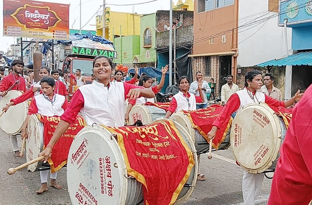 ଜନସମୁଦ୍ର ମଧ୍ୟରେ ବିଦାୟ ନେଲେ ପ୍ରଭୁ ଗଜାନନ, ୩୫ ମେଢ଼ ସହ ଜମିଲା ଭସାଣି