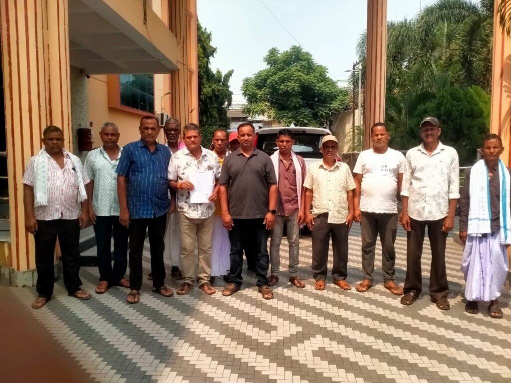 ଦୁର୍ଗାପୁର ବାଇପାସ୍‌କୁ ନେଇ ଗ୍ରାମବାସୀଙ୍କ ଚିନ୍ତା: ବିକଳ୍ପ ରାସ୍ତା ନିର୍ମାଣ ପାଇଁ ଜିଲ୍ଲାପାଳଙ୍କୁ ଦାବି