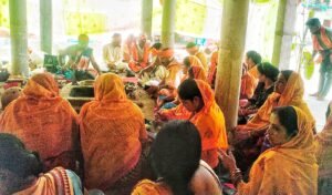 Read more about the article ମା’ ଦୁର୍ଗାଙ୍କ ନବରାତ୍ର ପୂଜା: ଯଜ୍ଞ ଓ ଚଣ୍ଡୀପାଠରେ ଭକ୍ତିମୟ ପରିବେଶ, ଅନ୍ନଭୋଗ ପାଇଲେ ଶ୍ରଦ୍ଧାଳୁ